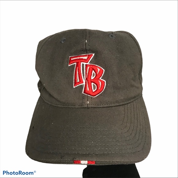 Vintage tampa bay buccaneers hat